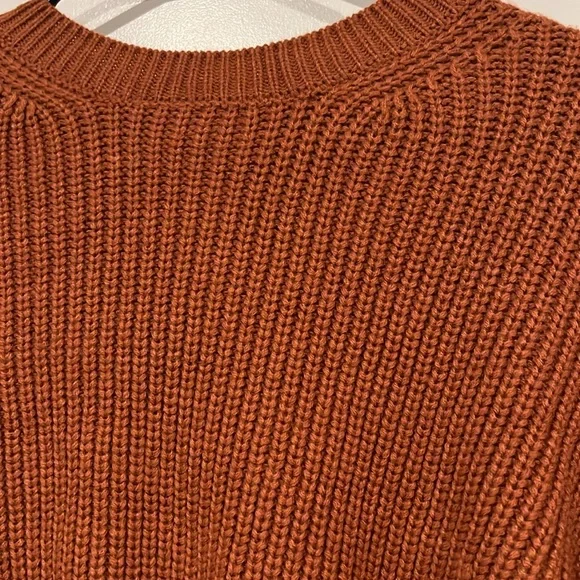 ELODIE Crewneck Cropped Sweater in Rust XL 🧡 - Picture 2 of 5